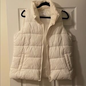 Old Navy Ivory Quilted Vest